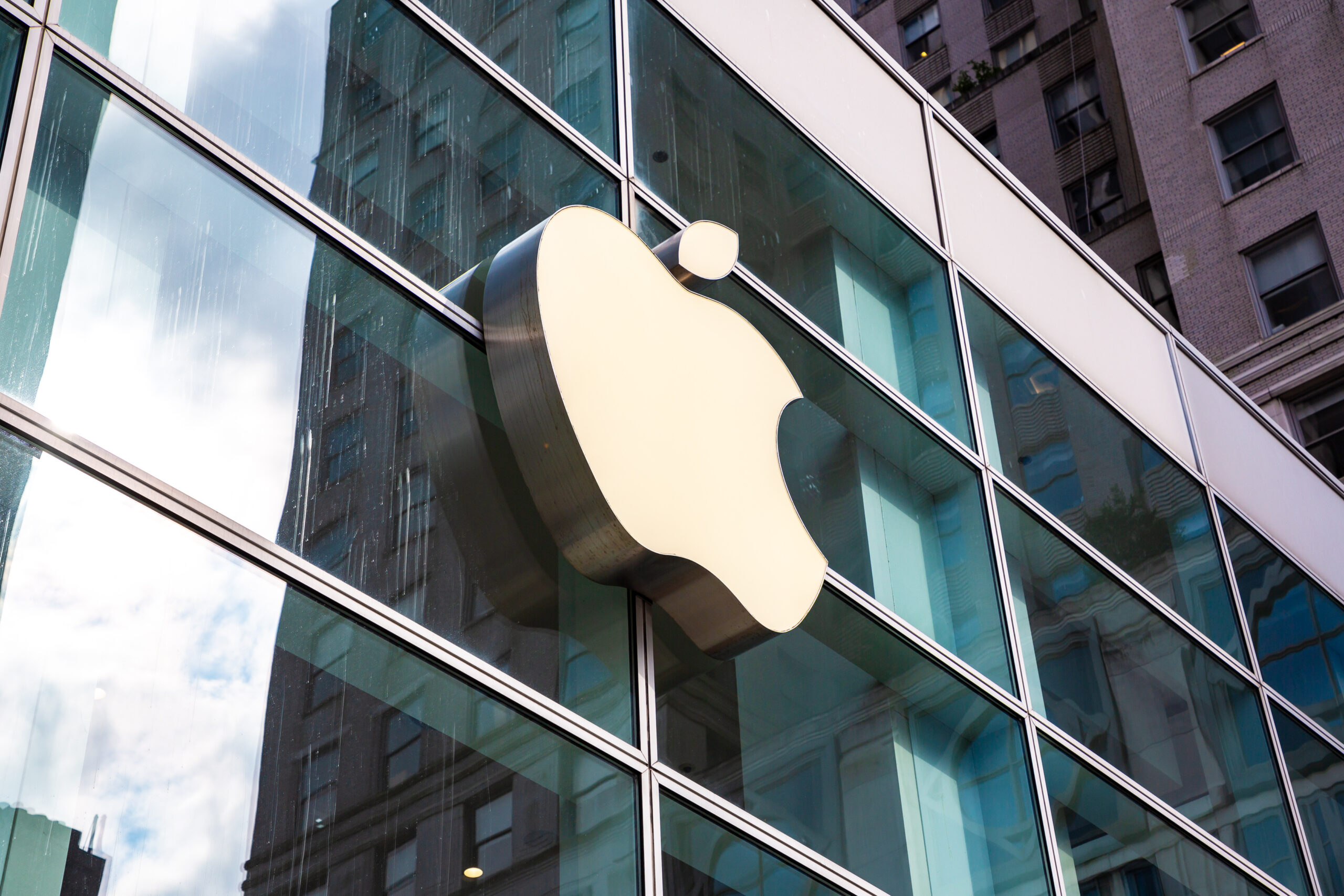 hard to trust apple after electric car news kantrowitz